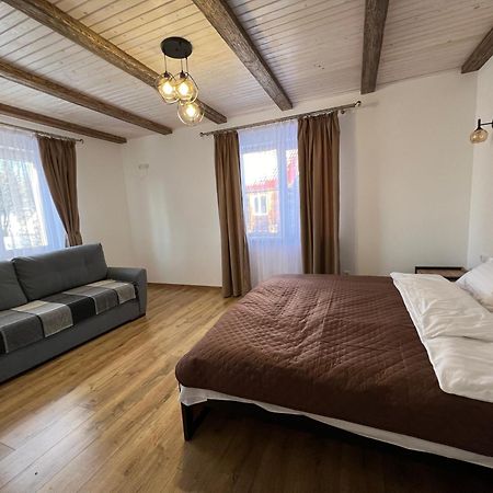Kolos House 斯拉夫西克 外观 照片