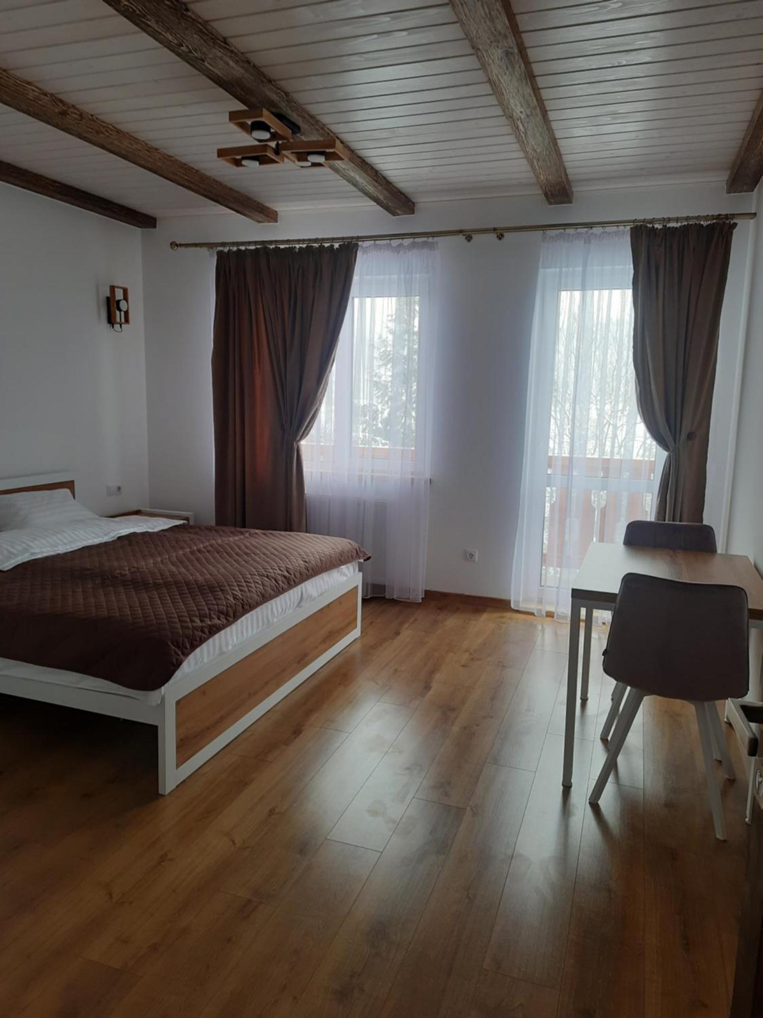 Kolos House 斯拉夫西克 外观 照片