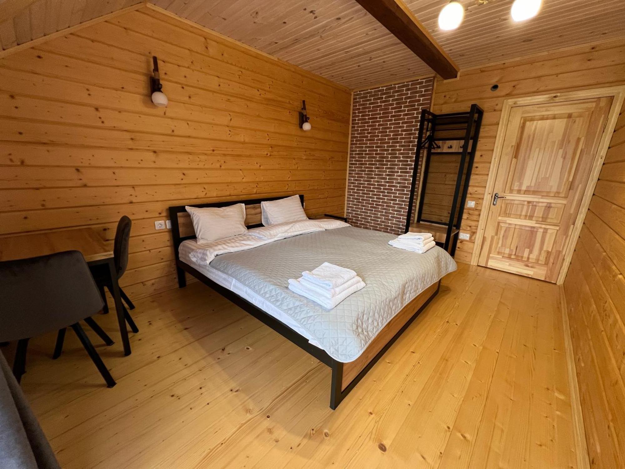 Kolos House 斯拉夫西克 外观 照片