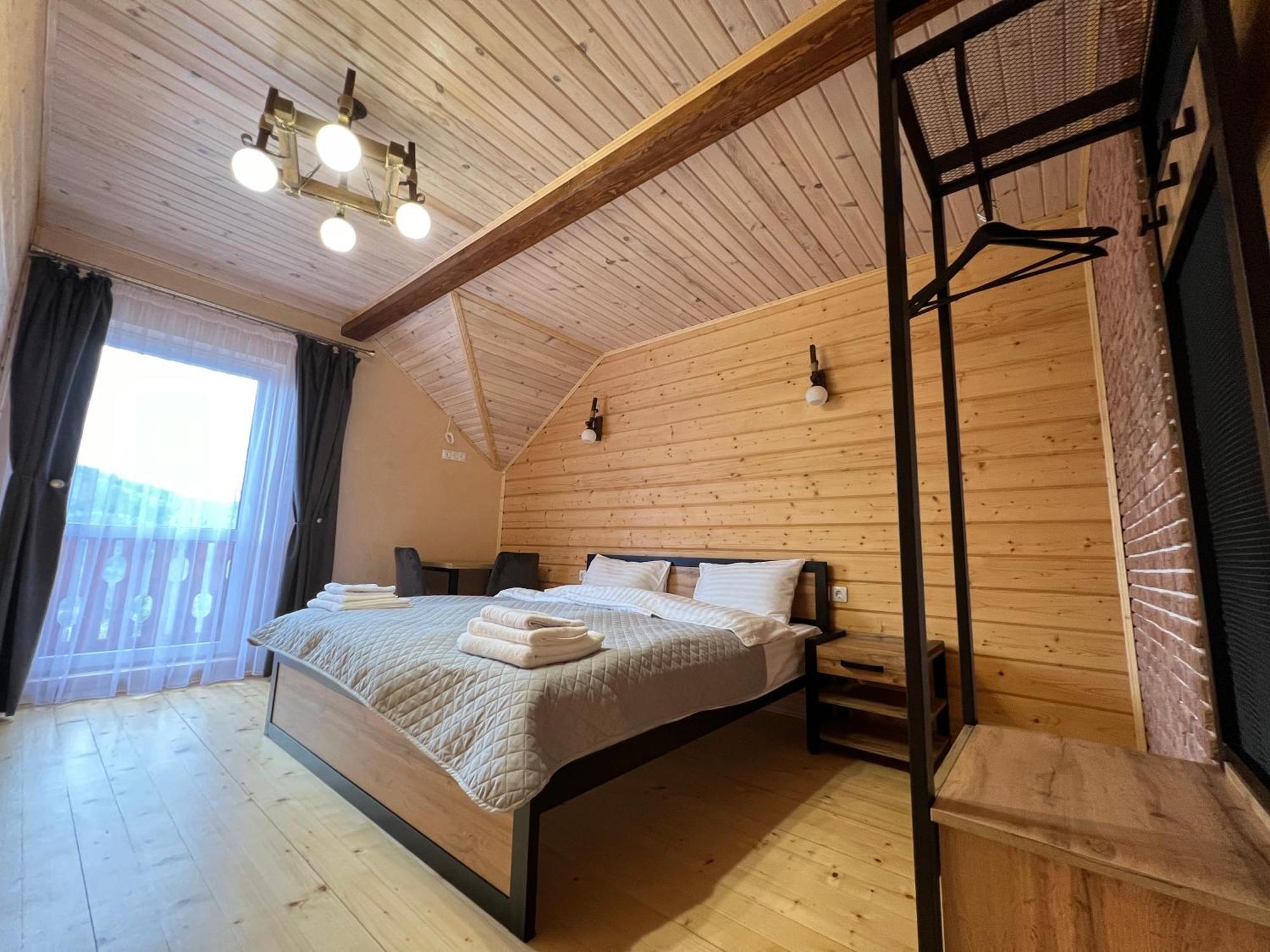 Kolos House 斯拉夫西克 外观 照片