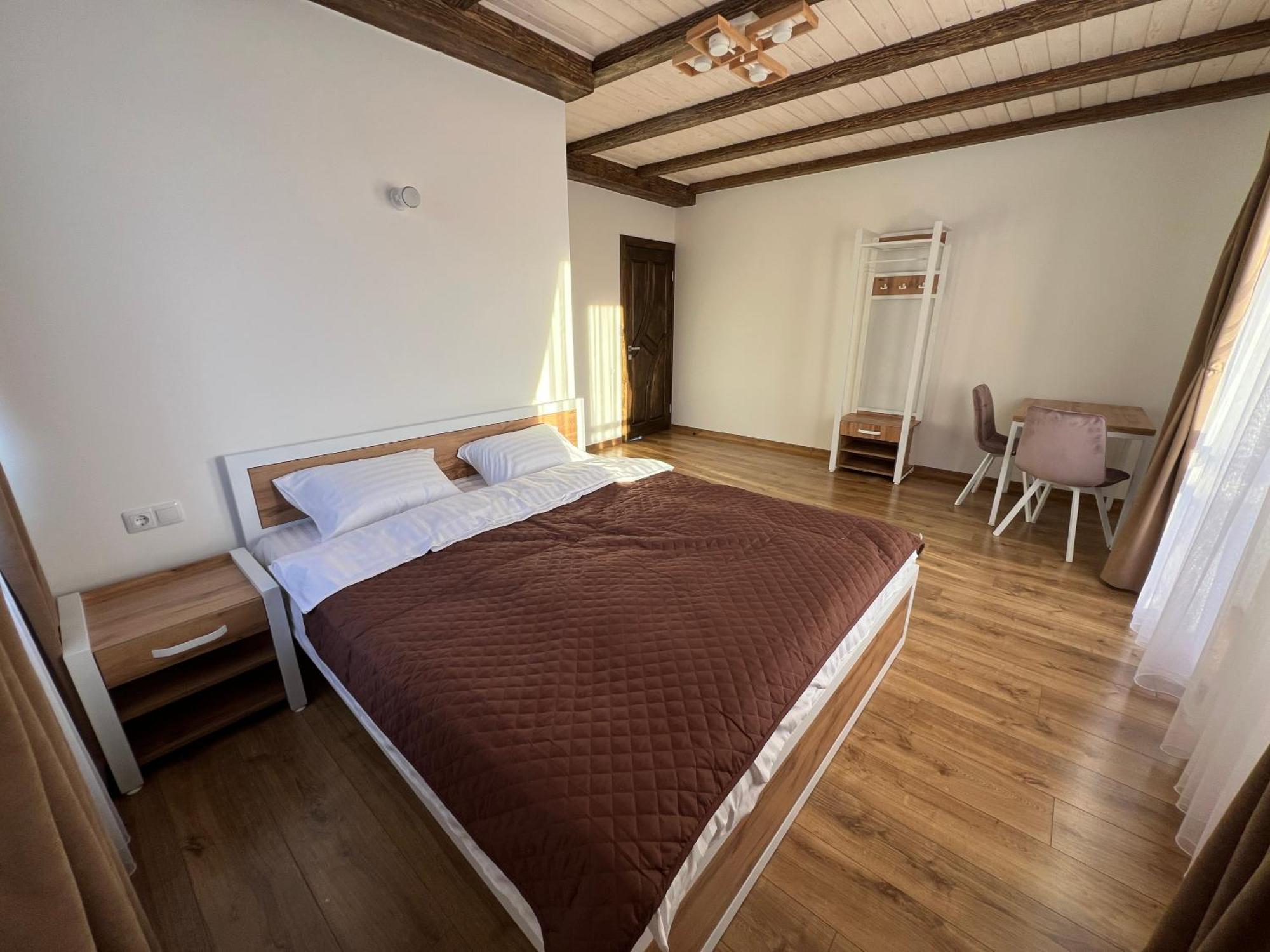 Kolos House 斯拉夫西克 外观 照片