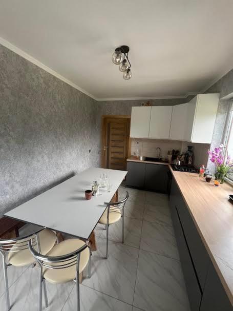Kolos House 斯拉夫西克 外观 照片