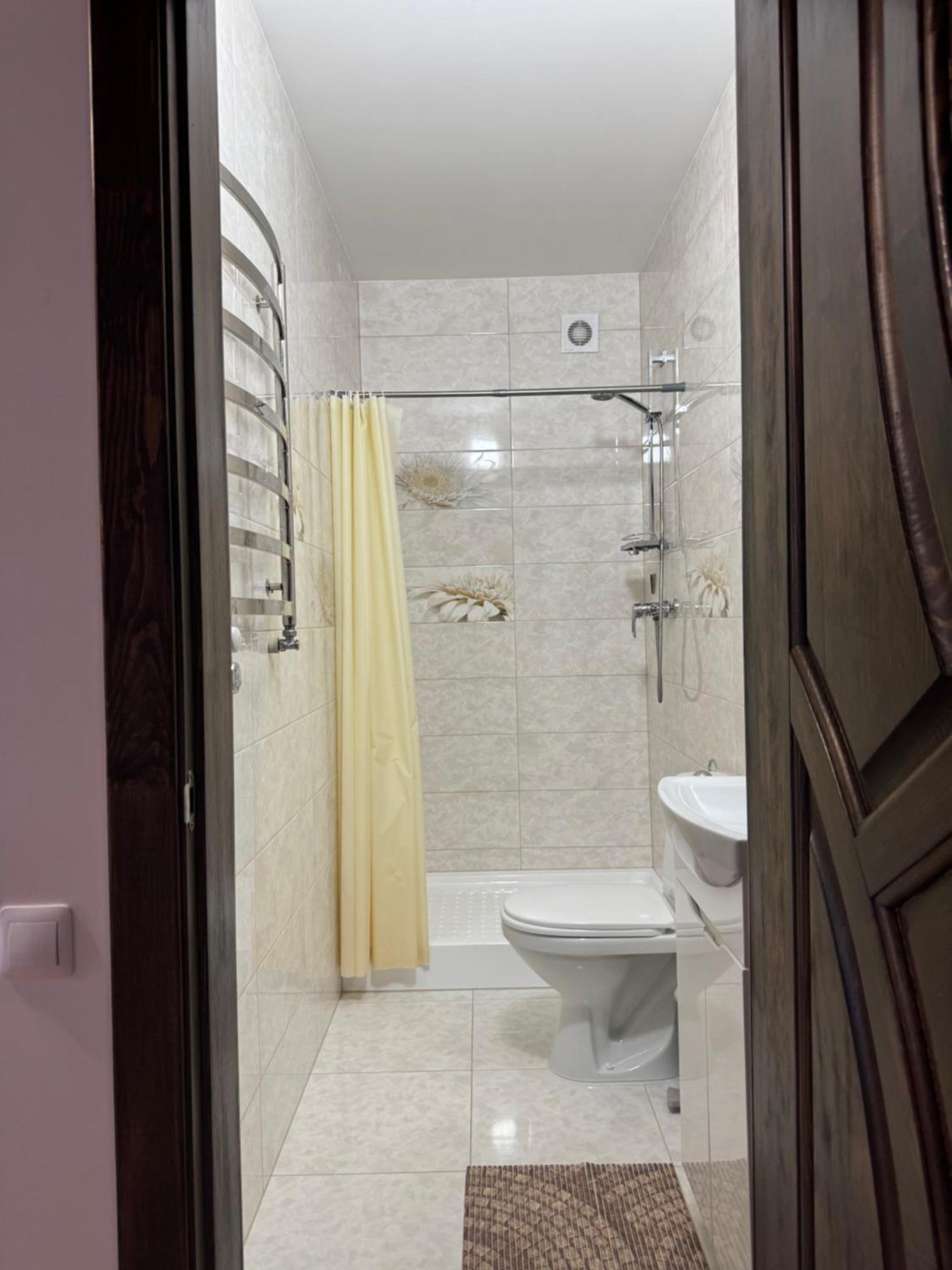 Kolos House 斯拉夫西克 外观 照片